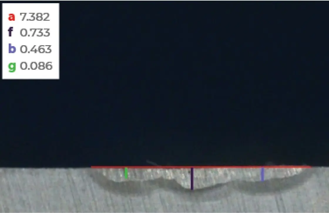 Разрез полоски лазерного наплавления проволокой