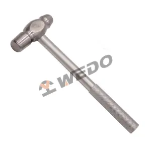 Молоток с круглым бойком титановый литой TT5701B-1002