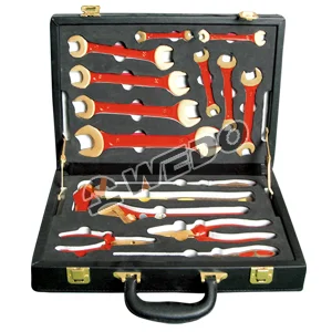 Набор инструментов из 15 предметов AL.F-15