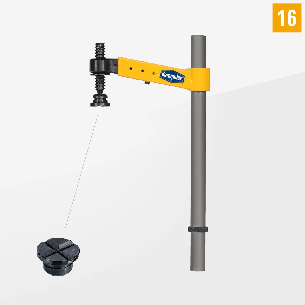 Выравнивающая струбцина с коротким шпинделем D16-07001-002