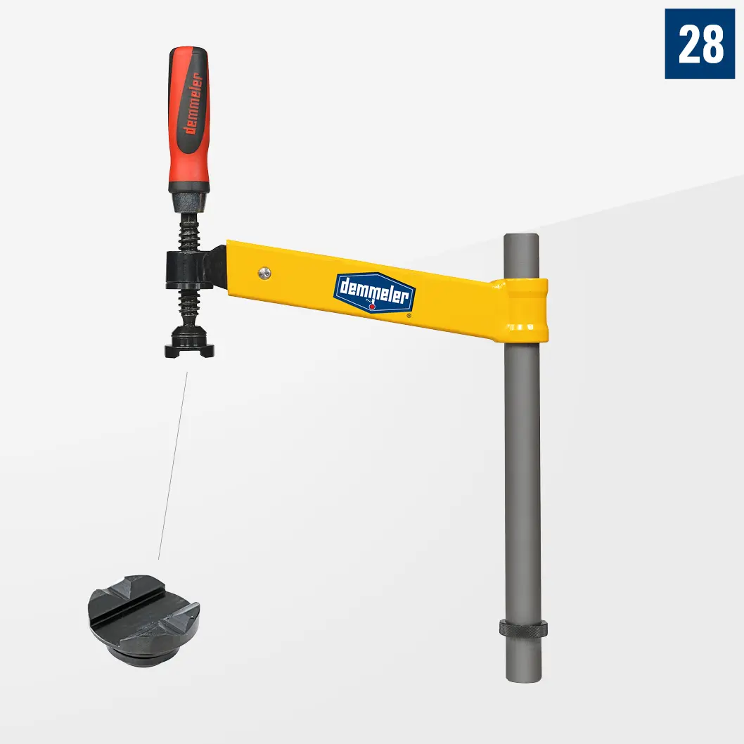 Выравнивающая струбцина со шпинделем ширина зажима 200 D28-07002-000