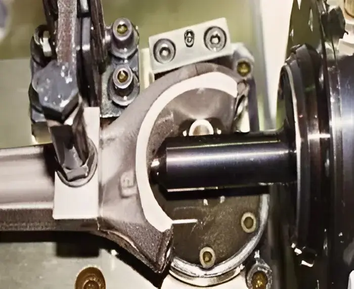 Применение станка GDM4-202 в сверлении масляных каналов шатуна