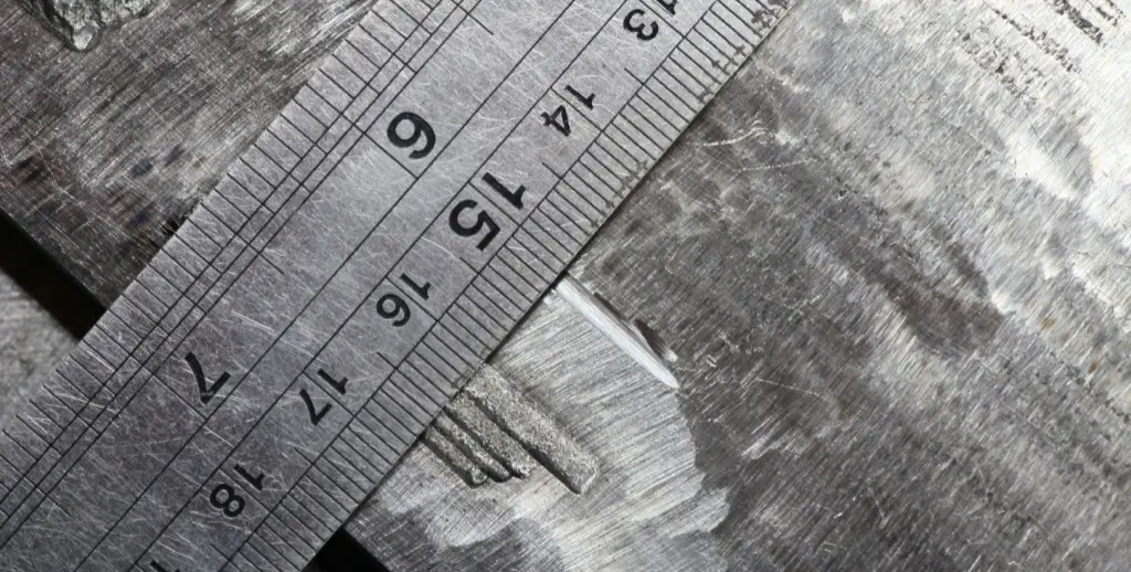 Лазерная наплавка порошковой проволокой вразрезе