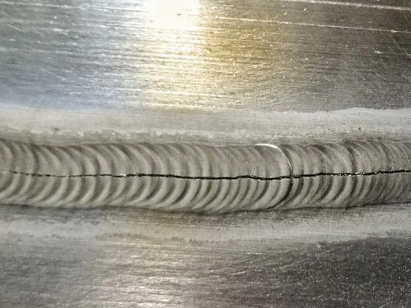 Трещины шва