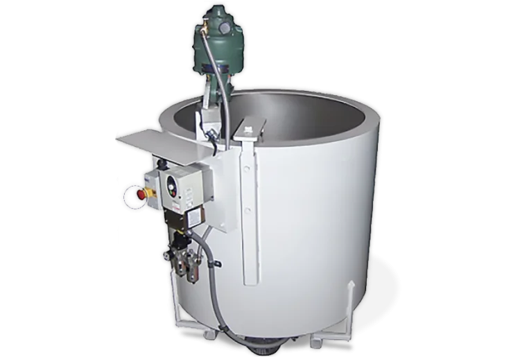 Ёмкость с двигателем для перемешивания