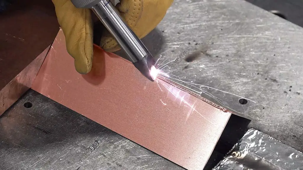 Сварка меди лазерным пистолетом