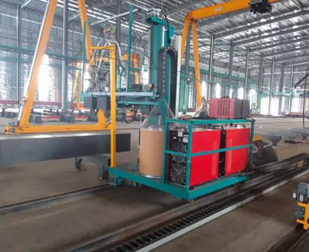 Консольный станок электрошлаковой сварки