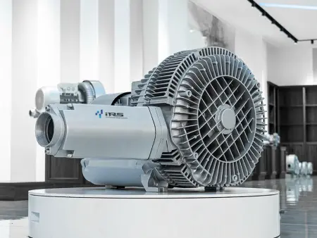 Воздуходувка двухступенчатая IRV-X004-069 (1110 м³/ч, 16,5 кВт)