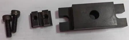 Нижнее основание (держатель нижнего инструмента)