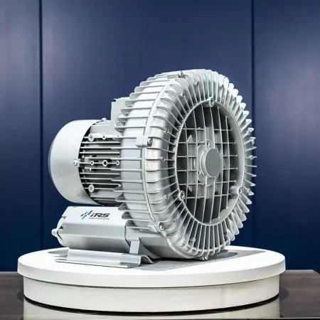 Воздуходувка одноступенчатая IRV-X004-033 (270 м³/ч, 3 кВт)