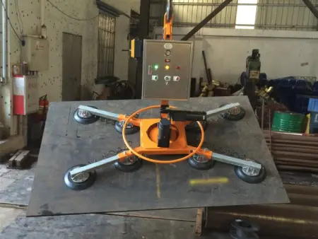 Вакуумный подъемник грузоподъемностью 500 кг с функцией наклона/вращения листа АЭРО