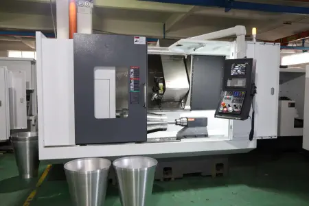 CBH-LSH850 Крупногабаритный однороликовый станок для ротационной вытяжки металла с ЧПУ