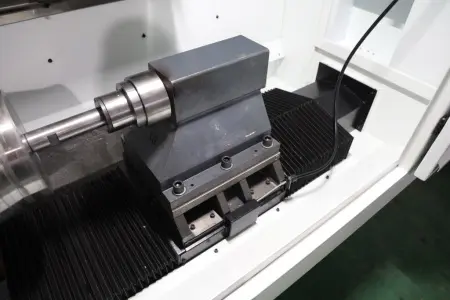 CBH-LSH850 Крупногабаритный однороликовый станок для ротационной вытяжки металла с ЧПУ