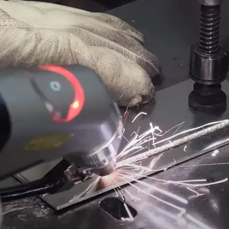 Система ручной лазерной сварки, резки и очистки LiteWELD XR