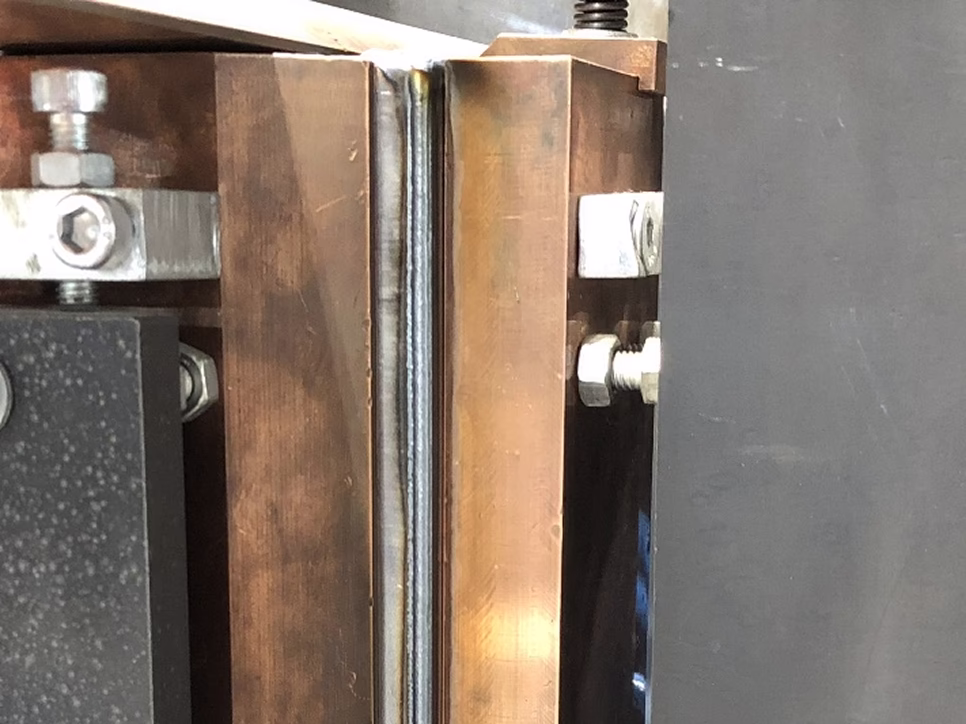 Сварной шов, положение PG, Vсв=200 см/мин