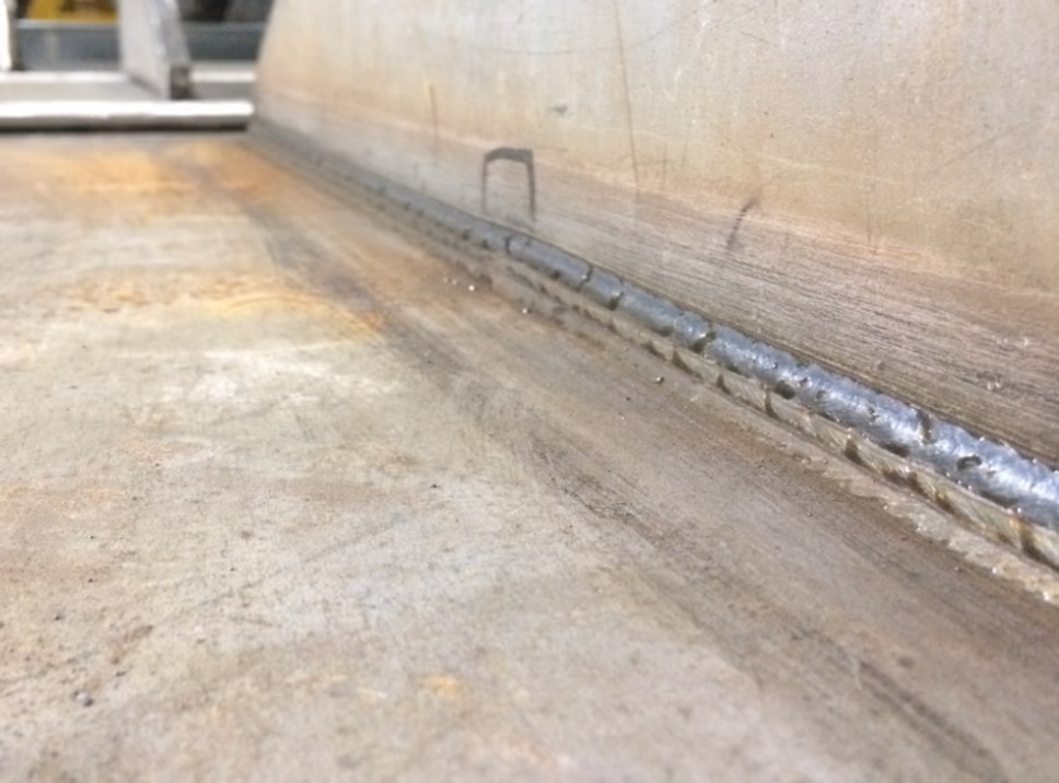 Многопроходный сварной шов Св-08Г2С-О, Ar + 20%CO2 на РТК лазерной сварки