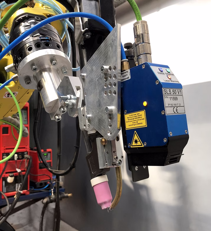 Лазерная система слежения за стыком Роботизированного сварочного комплекса для аэрокосмической промышленности