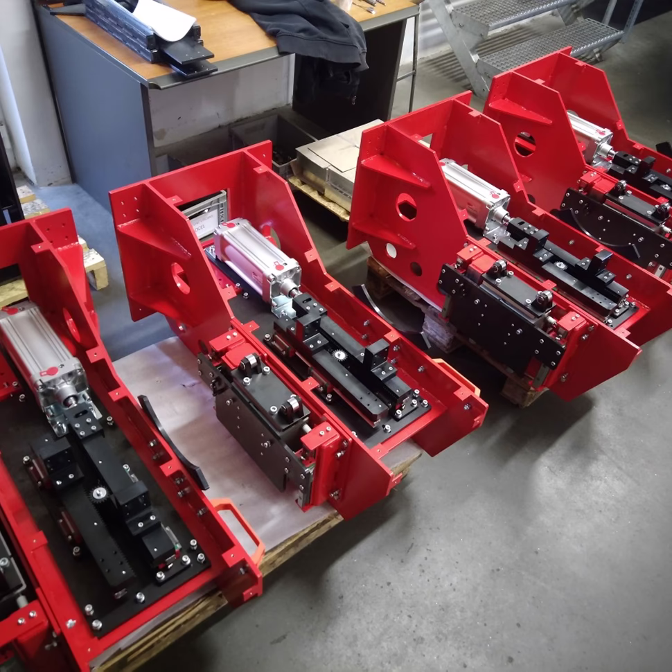 Сварка импульсной дугой с мелкокапельным переносом металла в автоматизированной установке для наплавки труб