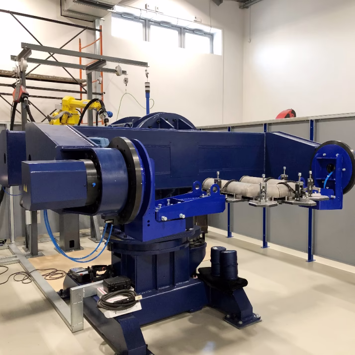 Пятиосевой сварочный позиционер IRS роботизированного комплекса для TIG и MIG/MAG сварки