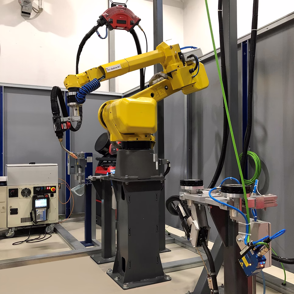 «Домашняя» позиция робота в роботизированном комплексе для TIG и MIG/MAG сварки