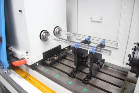 Станок для ружейного сверления глубоких отверстий GDM4-202